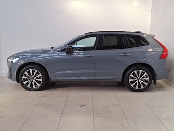 Used Volvo XC60 2023 for sale - 75652396: Photo