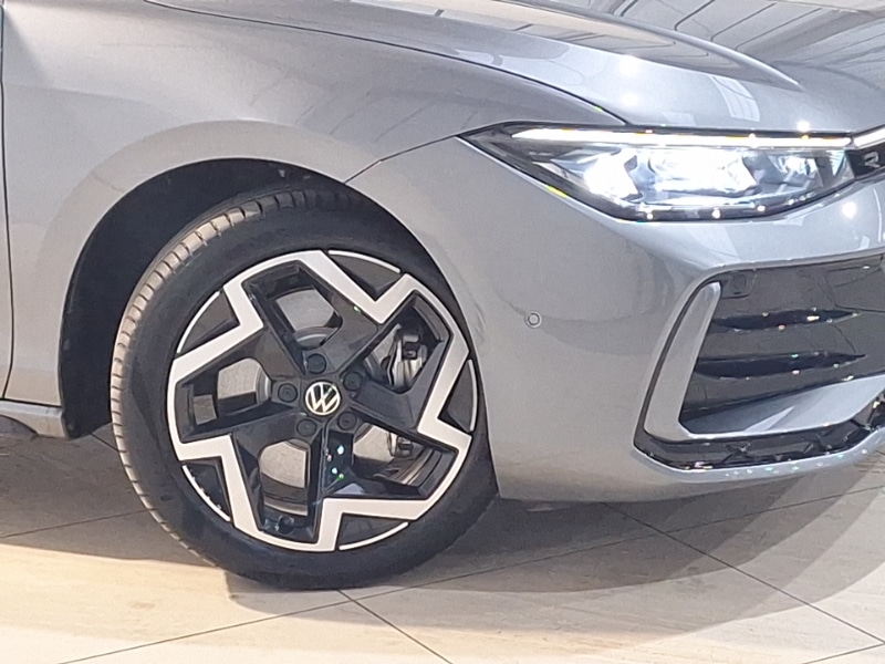 Used Volkswagen Passat 2025 for sale - 77289777: Photo 9