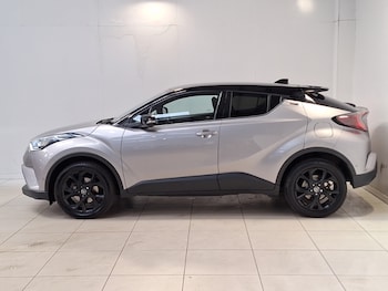 Used Toyota C-HR 2018 for sale - 79126920: Photo