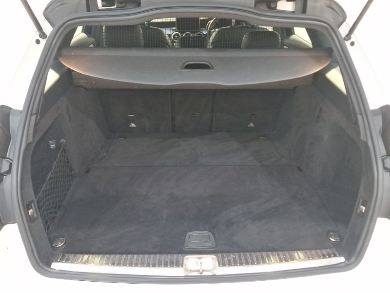 Used Mercedes-Benz C Class 2015 for sale - 76760921: Photo 8