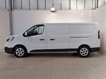 Used Renault Trafic 2024 for sale - 79310807: Photo