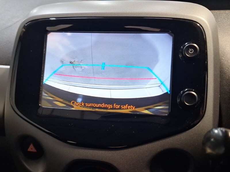 Used Toyota AYGO 2018 for sale - 76294107: Photo 10