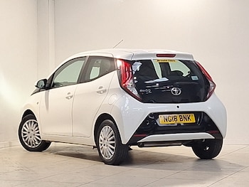Used Toyota AYGO 2018 for sale - 76294107: Photo