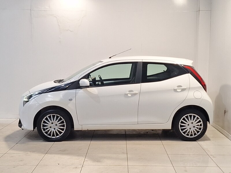 Used Toyota AYGO 2018 for sale - 76294107: Photo 4