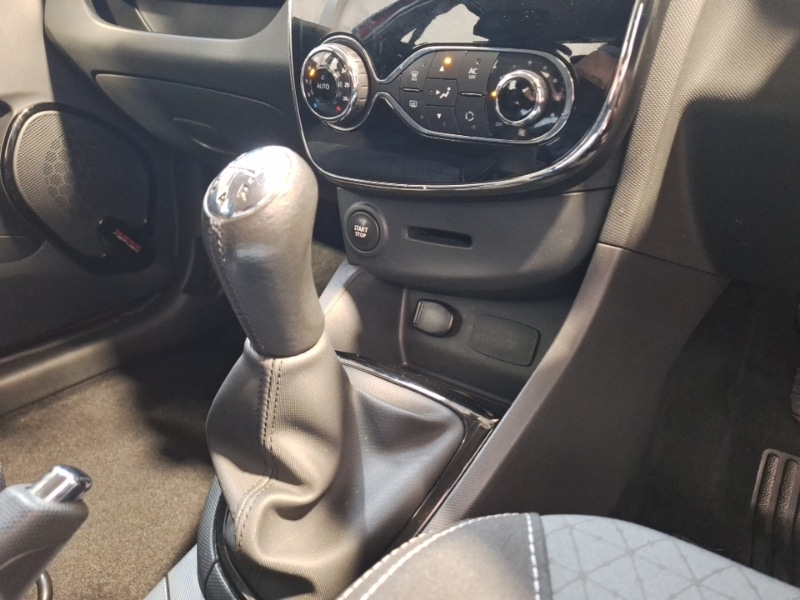 Used Renault Clio 2013 for sale - 77907437: Photo 11