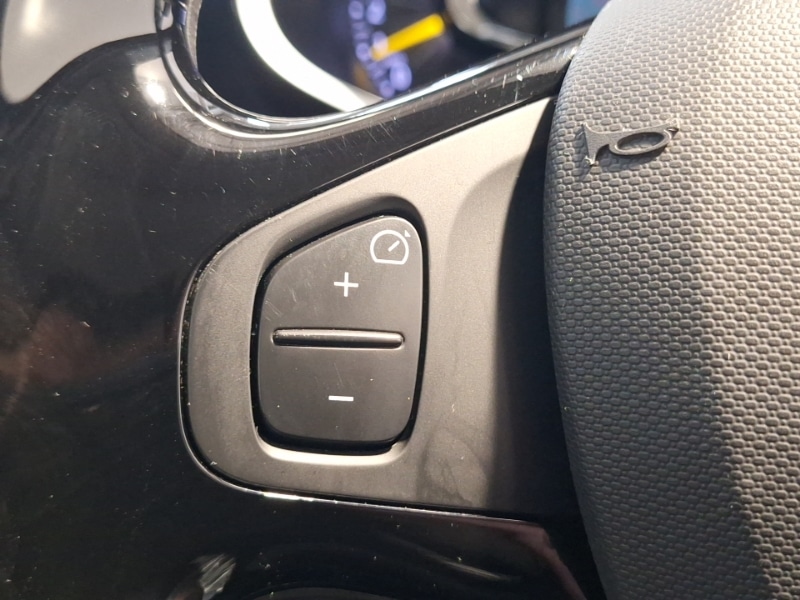 Used Renault Clio 2013 for sale - 77907437: Photo 18