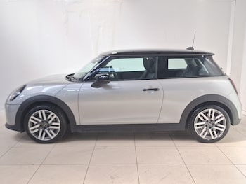 Used MINI Cooper 2025 for sale - 79006875: Photo