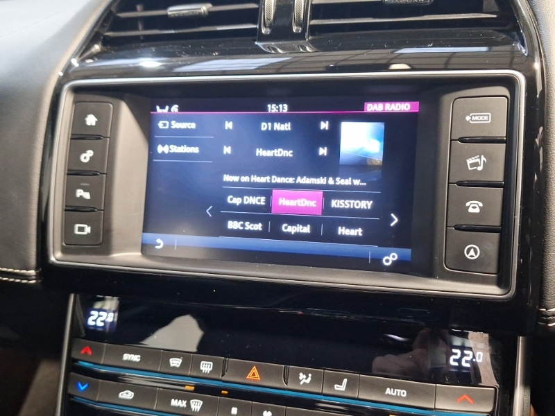 Used Jaguar XE 2017 for sale - 77304215: Photo 18