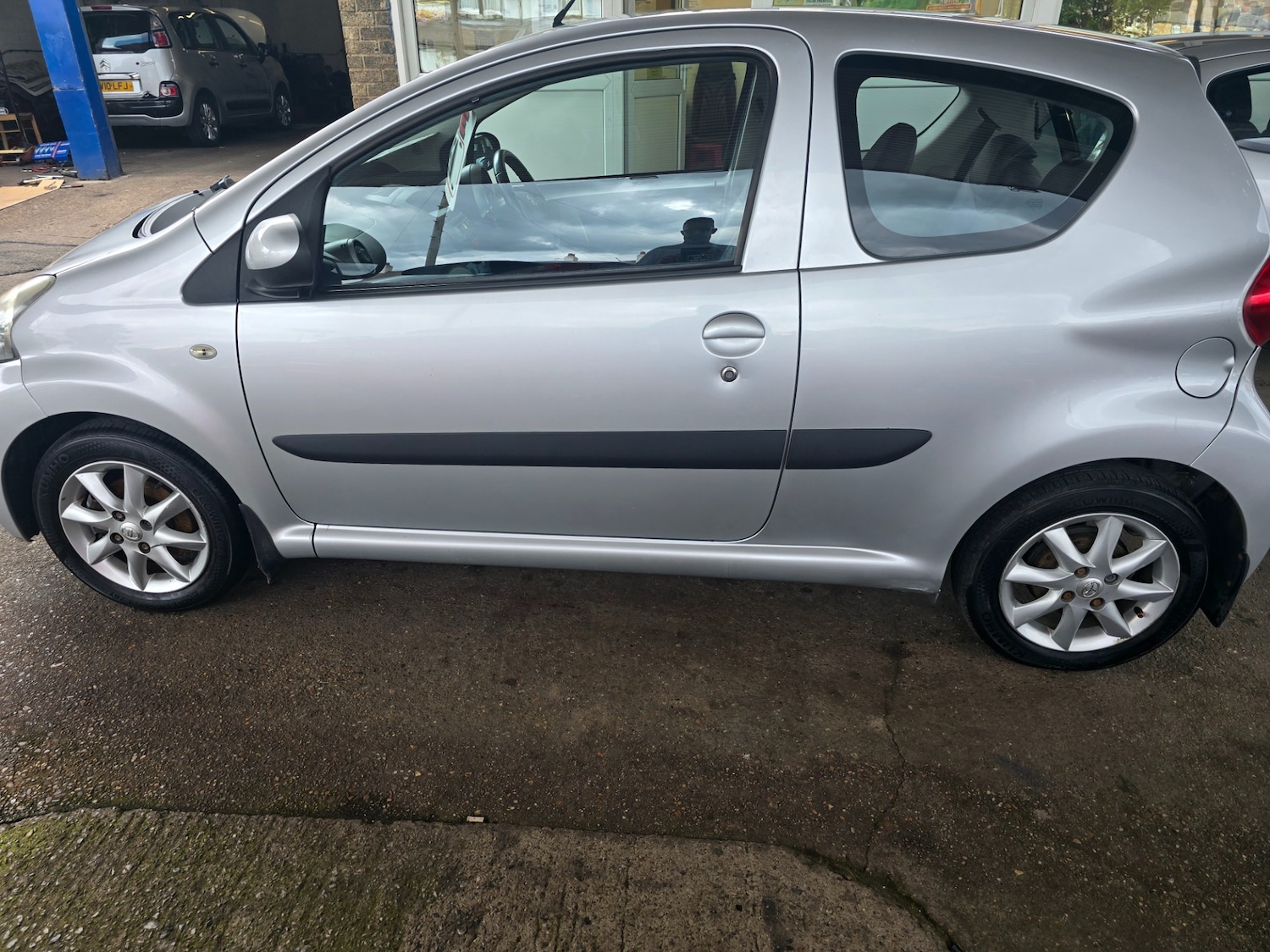 Vehicle 4