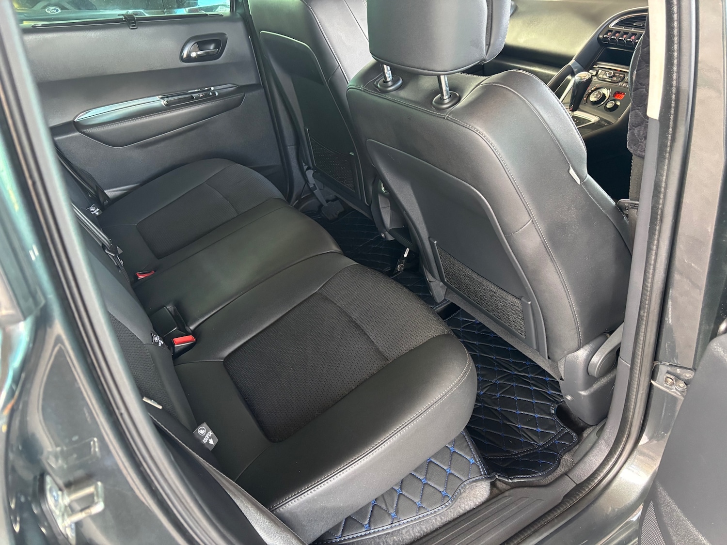 Used Peugeot 3008 2015 for sale - 78198874: Photo 10