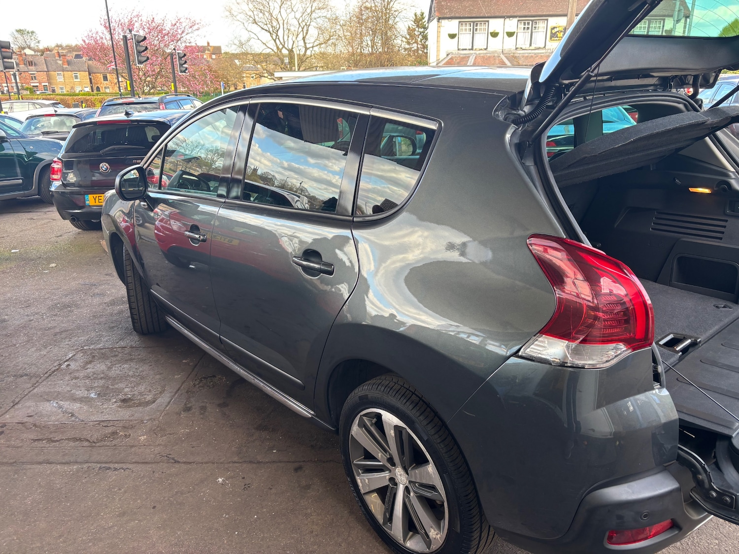 Used Peugeot 3008 2015 for sale - 78198874: Photo 5