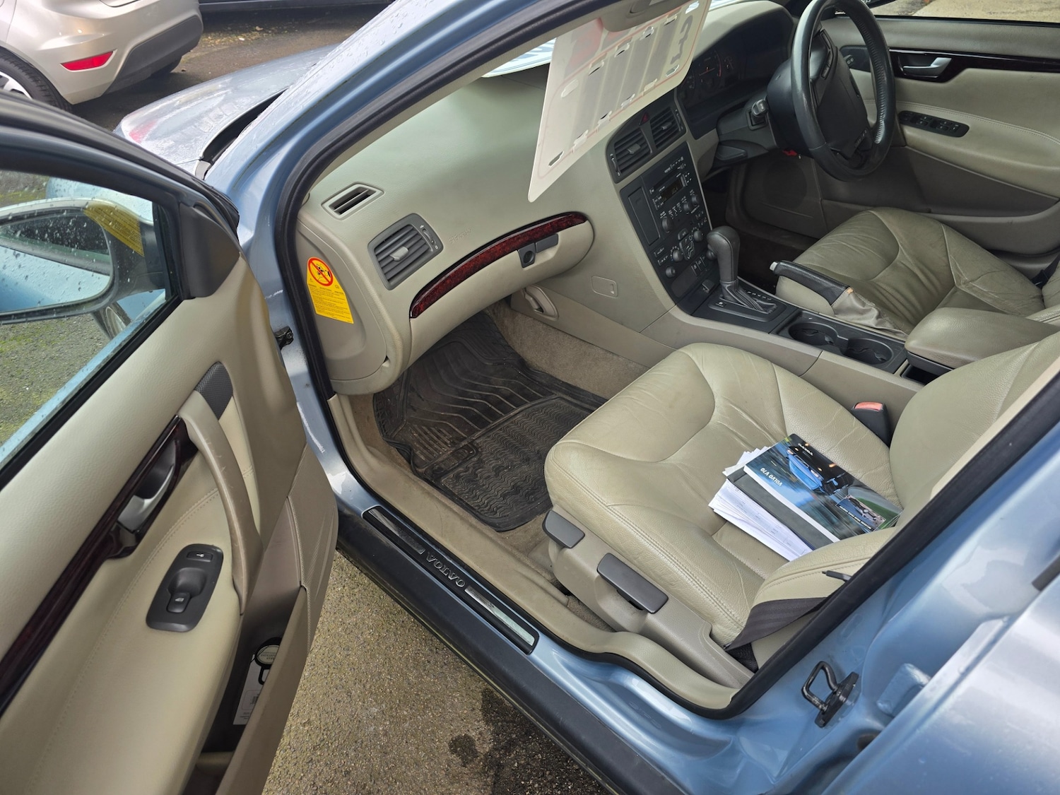 Used Volvo V70 2002 for sale - 77138706: Photo 13