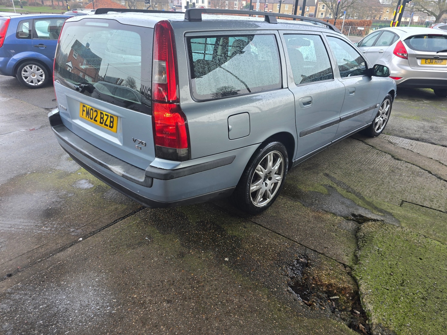 Used Volvo V70 2002 for sale - 77138706: Photo 8