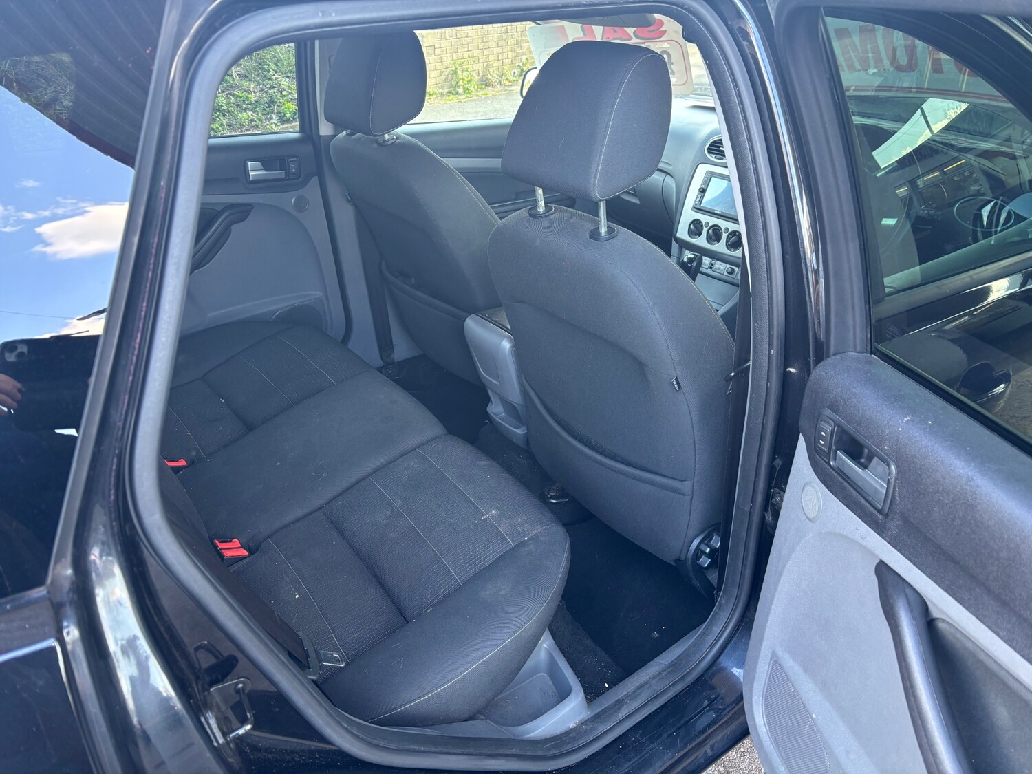 Used Ford Focus 2009 for sale - 78198875: Photo 9