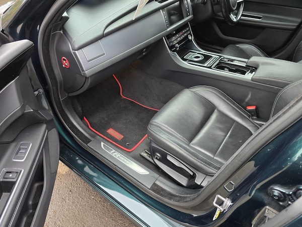 Used Jaguar XF 2016 for sale - 76290038: Photo 20