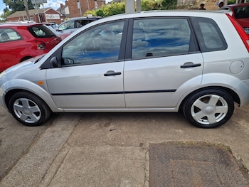 Used Ford Fiesta 2006 for sale - 79392262: Photo