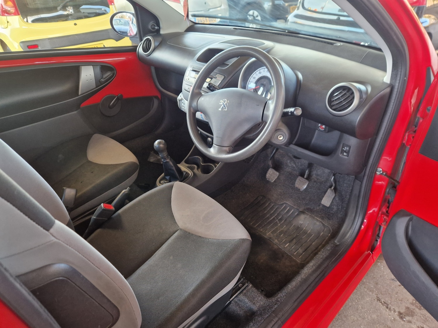 Used Peugeot 107 2014 for sale - 77837134: Photo 6