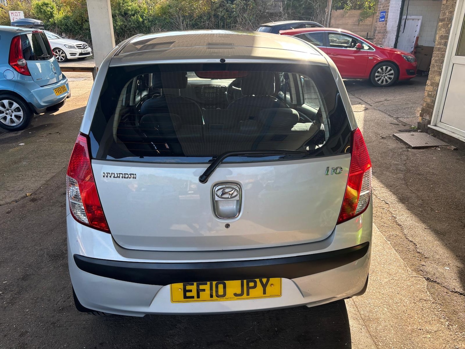 Used Hyundai i10 2010 for sale - 76114090: Photo 6