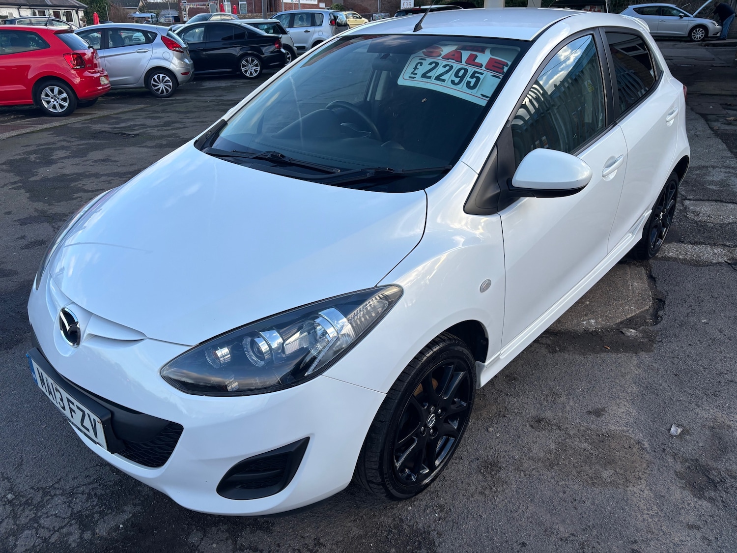 Used Mazda Mazda2 2013 for sale - 76905847: Photo 3