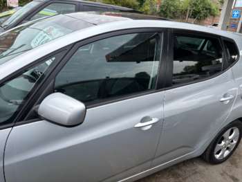 Used Kia Venga 2010 for sale - 74939547: Photo