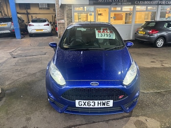 Used Ford Fiesta 2013 for sale - 77296950: Photo