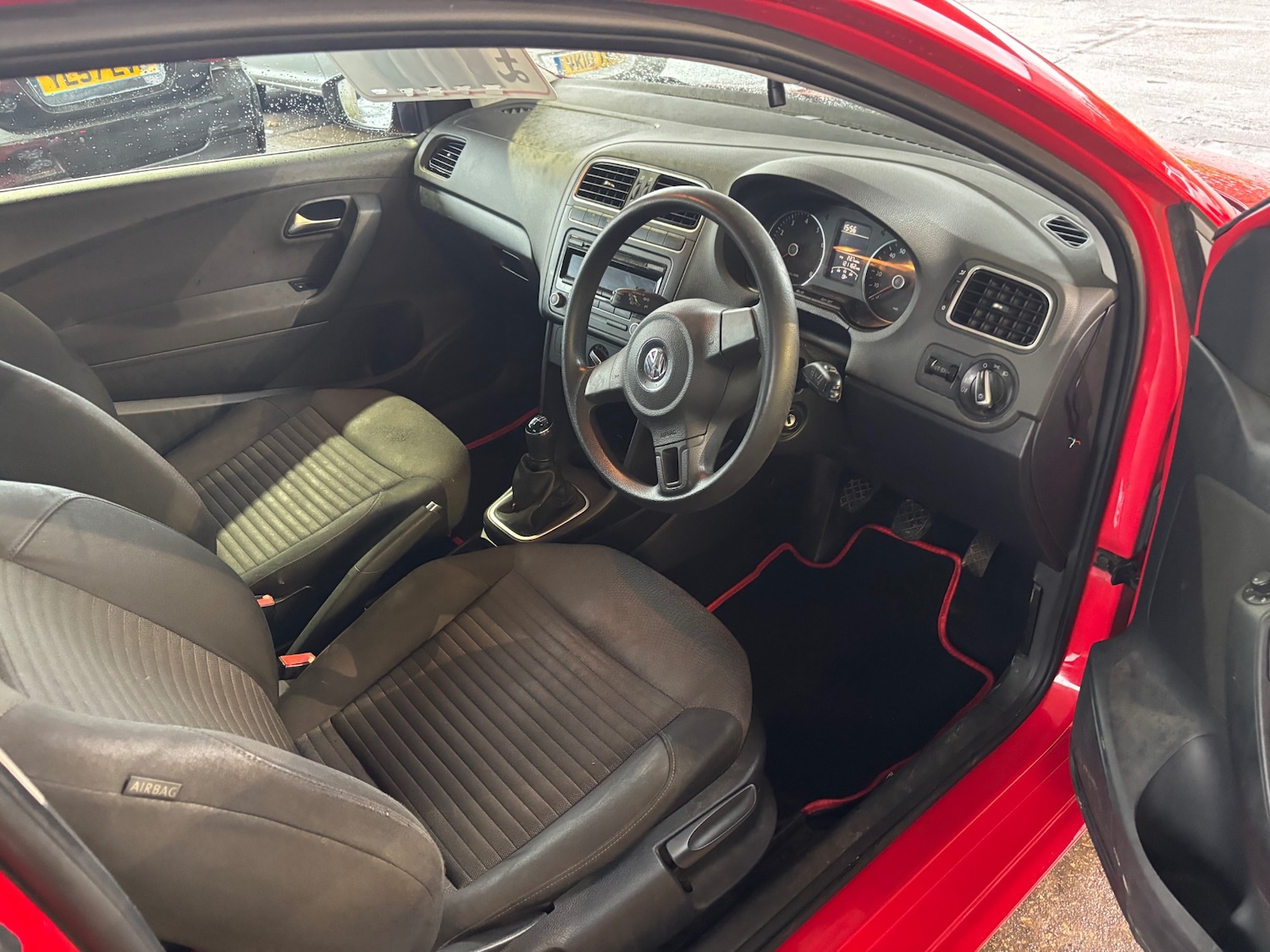 Used Volkswagen Polo 2013 for sale - 76877877: Photo 10