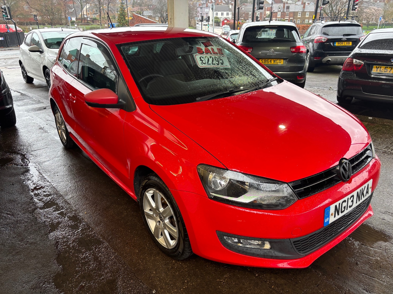 Used Volkswagen Polo 2013 for sale - 76877877: Photo 2