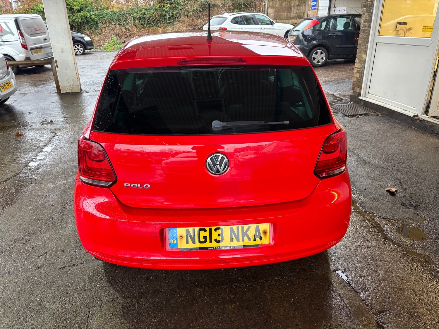 Used Volkswagen Polo 2013 for sale - 76877877: Photo 6