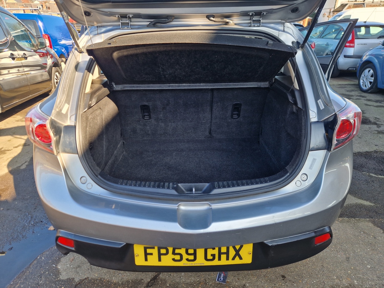 Used Mazda Mazda3 2009 for sale - 77743545: Photo 9