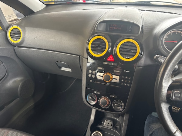 Used Vauxhall Corsa 2013 for sale - 76205775: Photo 12