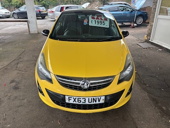 Vauxhall - Corsa