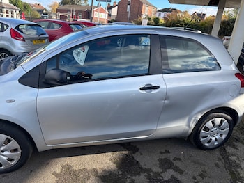 Used Toyota Yaris 2009 for sale - 76364861: Photo