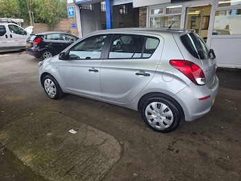 Used Hyundai i20 2013 for sale - 75616147: Photo