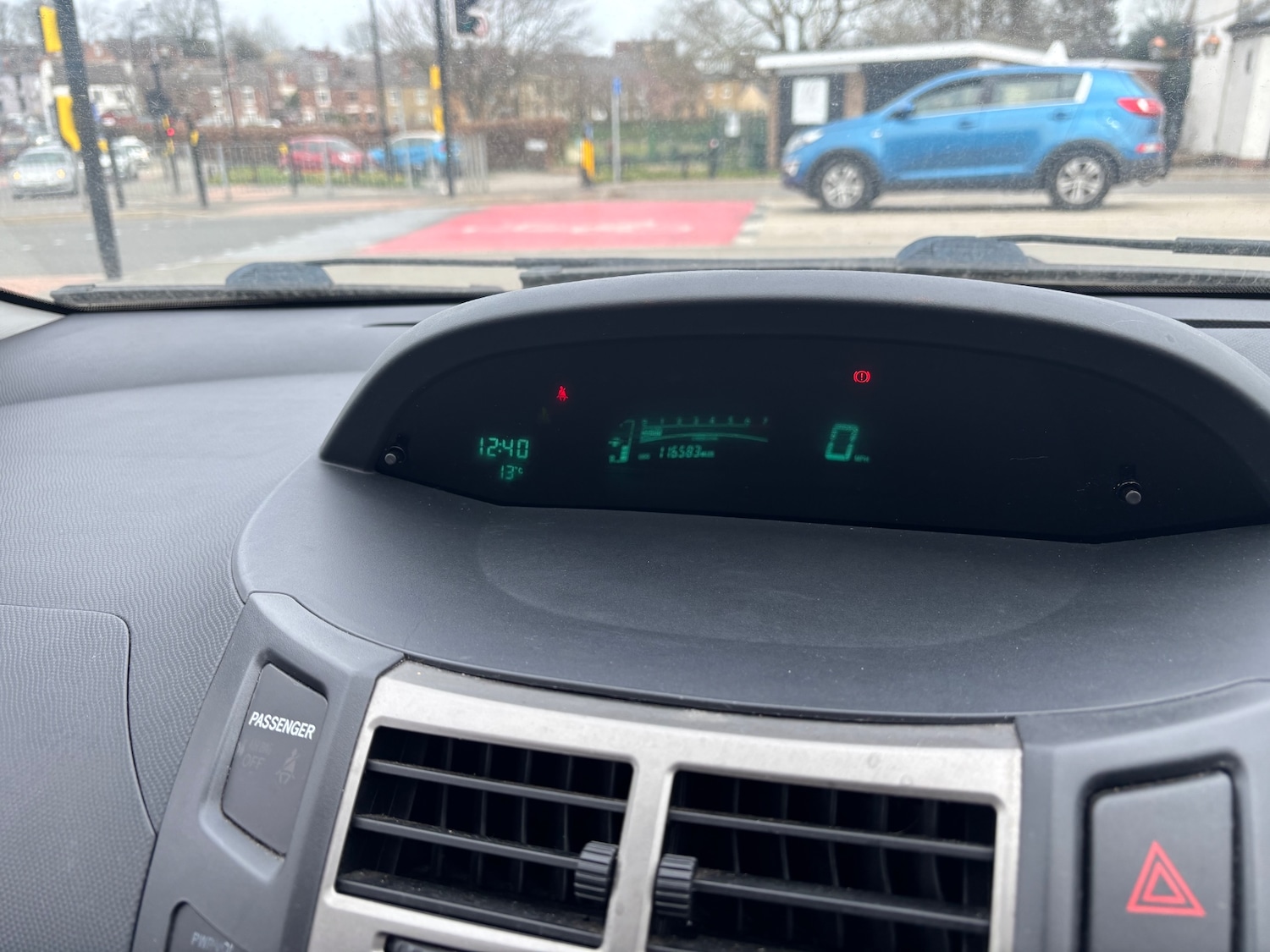 Used Toyota Yaris 2009 for sale - 77984159: Photo 11