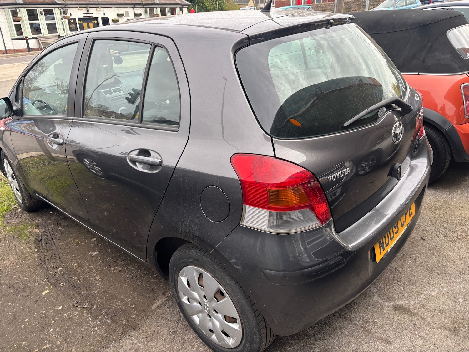 Used Toyota Yaris 2009 for sale - 77984159: Photo 5