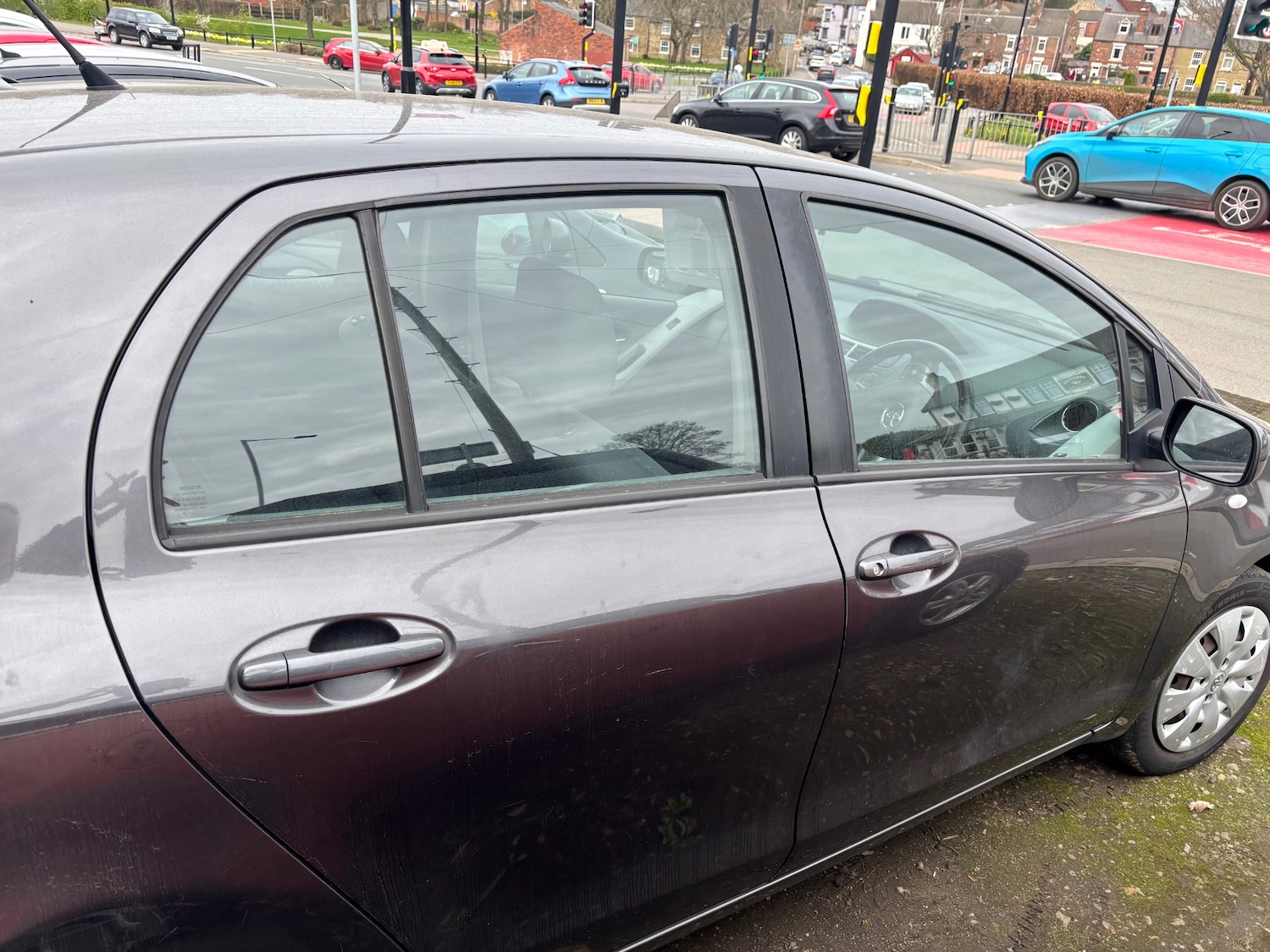 Used Toyota Yaris 2009 for sale - 77984159: Photo 8