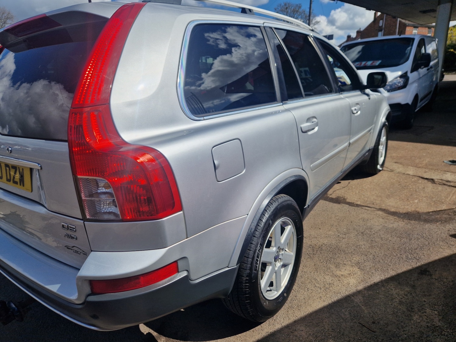 Used Volvo XC90 2010 for sale - 78210723: Photo 9