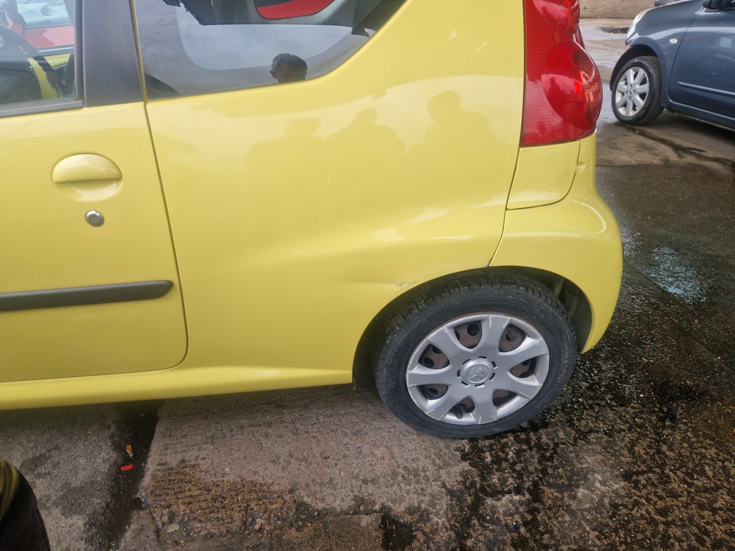 Used Peugeot 107 2011 for sale - 77677490: Photo 4