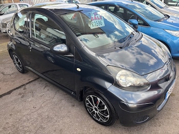 Used Toyota AYGO 2009 for sale - 75891624: Photo