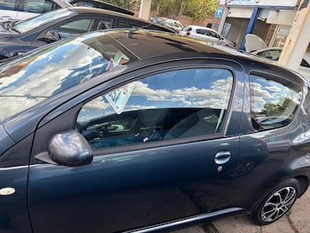 Used Toyota AYGO 2009 for sale - 75891624: Photo