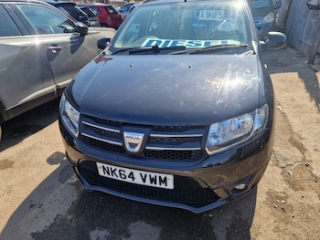 Used Dacia Sandero 2014 for sale - 79404633: Photo