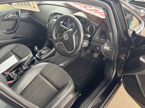 Used Vauxhall Astra 2012 for sale - 76287325: Photo 10