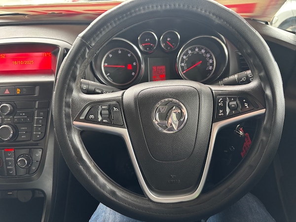 Used Vauxhall Astra 2012 for sale - 76287325: Photo 14