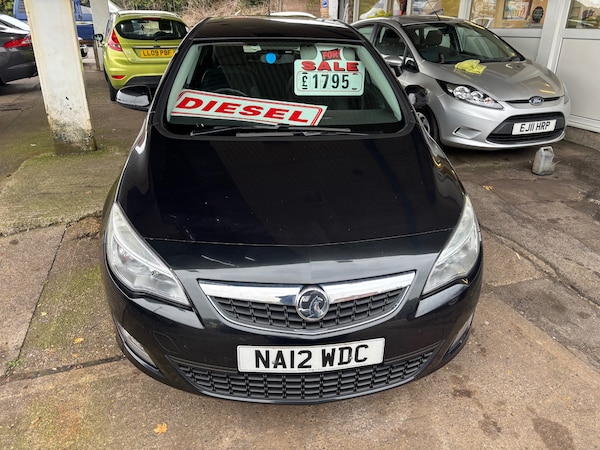 Used Vauxhall Astra 2012 for sale - 76287325: Photo 1