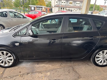 Used Vauxhall Astra 2012 for sale - 76287325: Photo