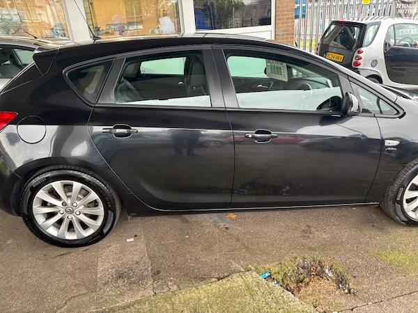Used Vauxhall Astra 2012 for sale - 76287325: Photo 8
