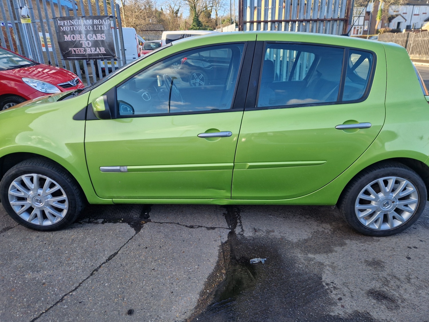 Used Renault Clio 2010 for sale - 77864464: Photo 3