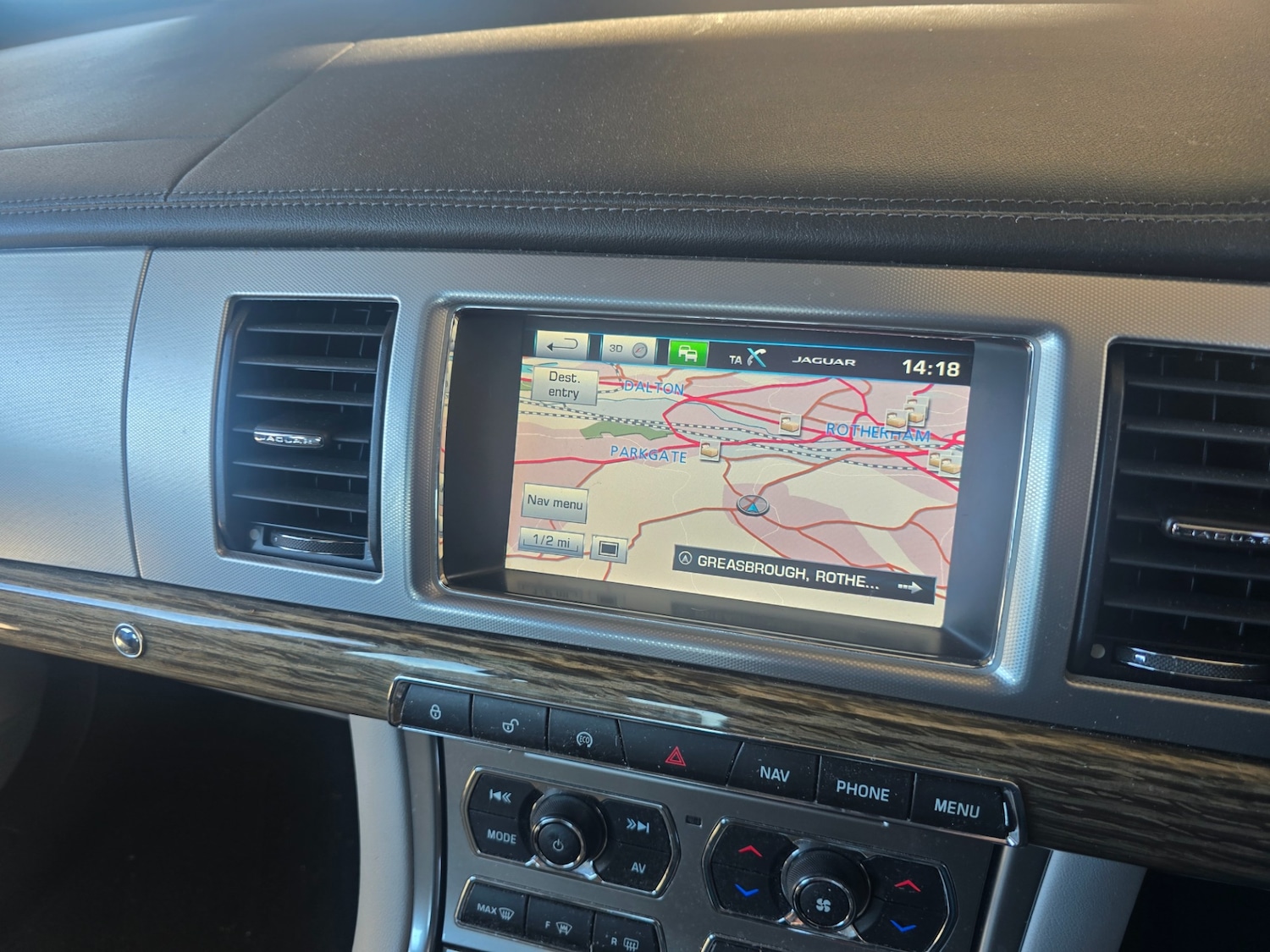 Used Jaguar XF 2014 for sale - 78105773: Photo 12