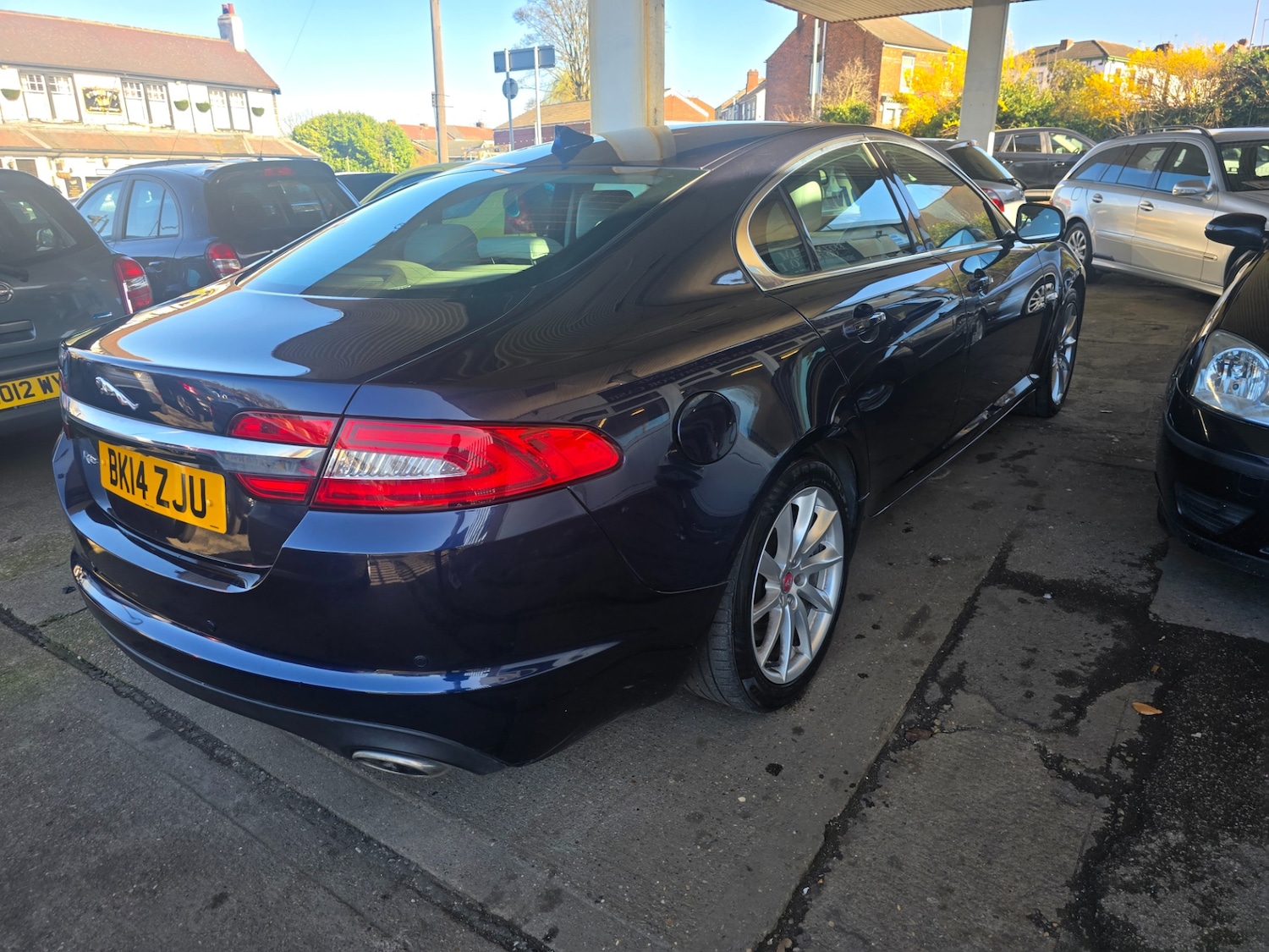 Used Jaguar XF 2014 for sale - 78105773: Photo 3