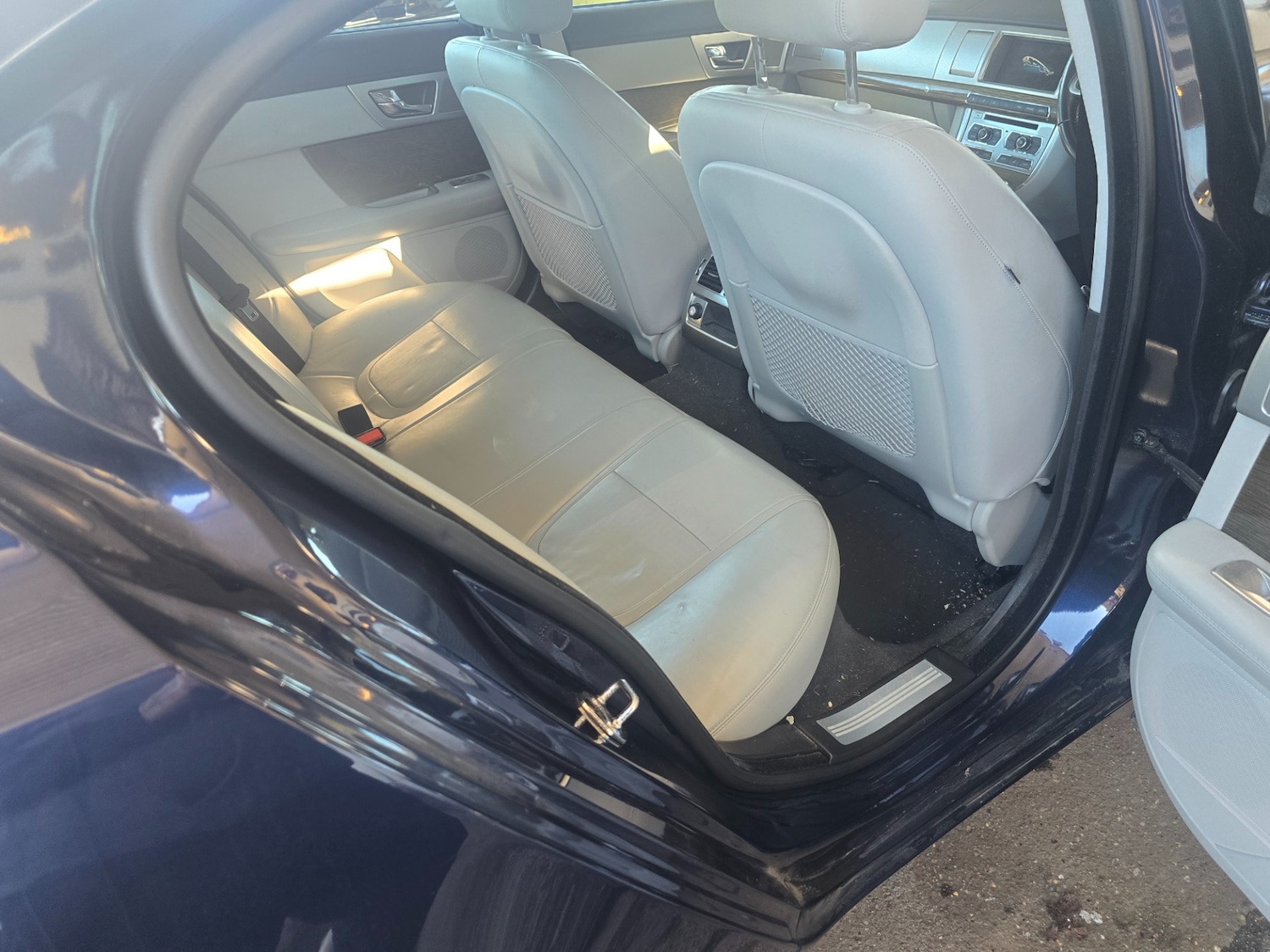 Used Jaguar XF 2014 for sale - 78105773: Photo 9